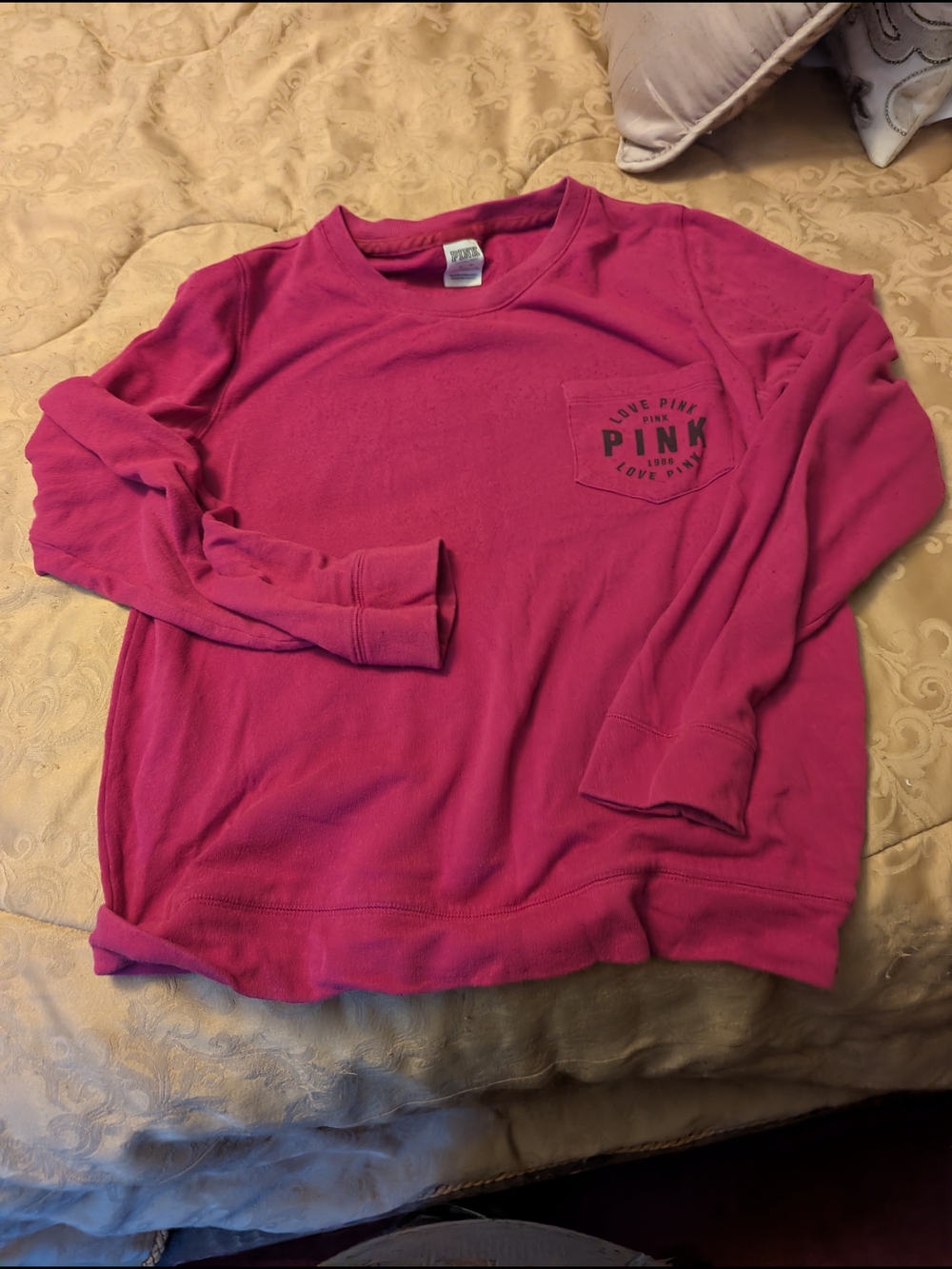 PINK Victoria's Secret Womans Crewneck Sweatshirt in Hot Pink